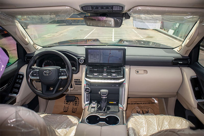Đánh giá nội thất xe Toyota Land Cruiser 2022