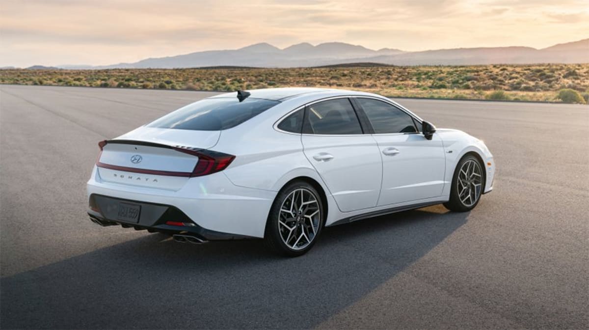 Đuôi xe Hyundai Sonata 2021